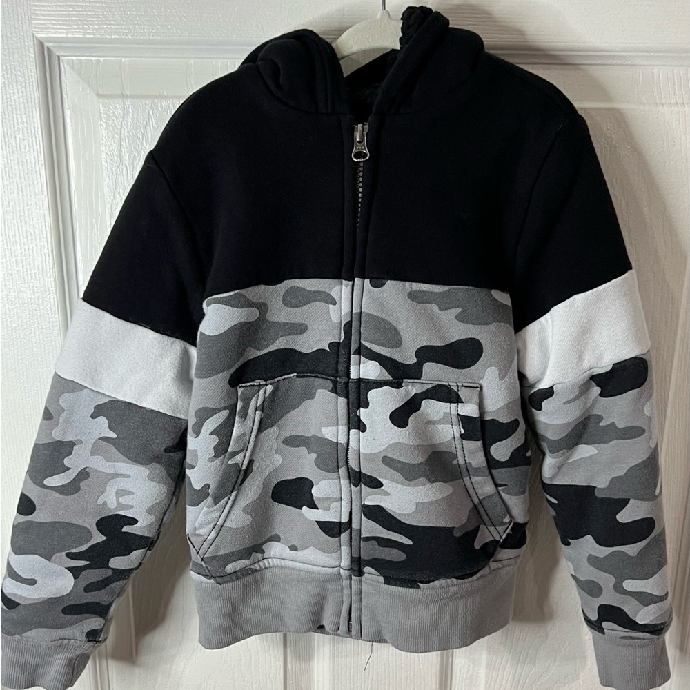Kids Camo Hoodie - Black and Gray